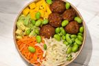 Poke bowl falafel